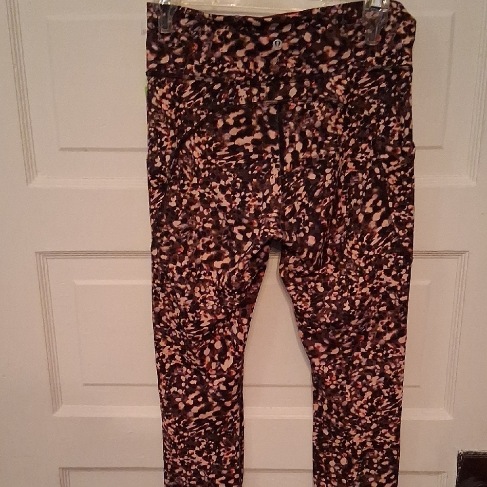 High-Rise Lululemon Leggings in Brown And Pink